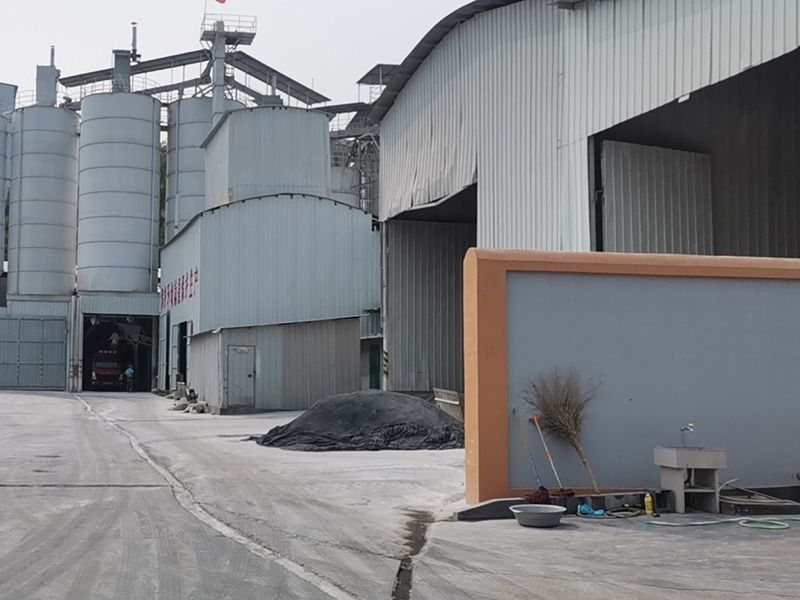 生石灰怎樣使用才能不影響農(nóng)作物生長？